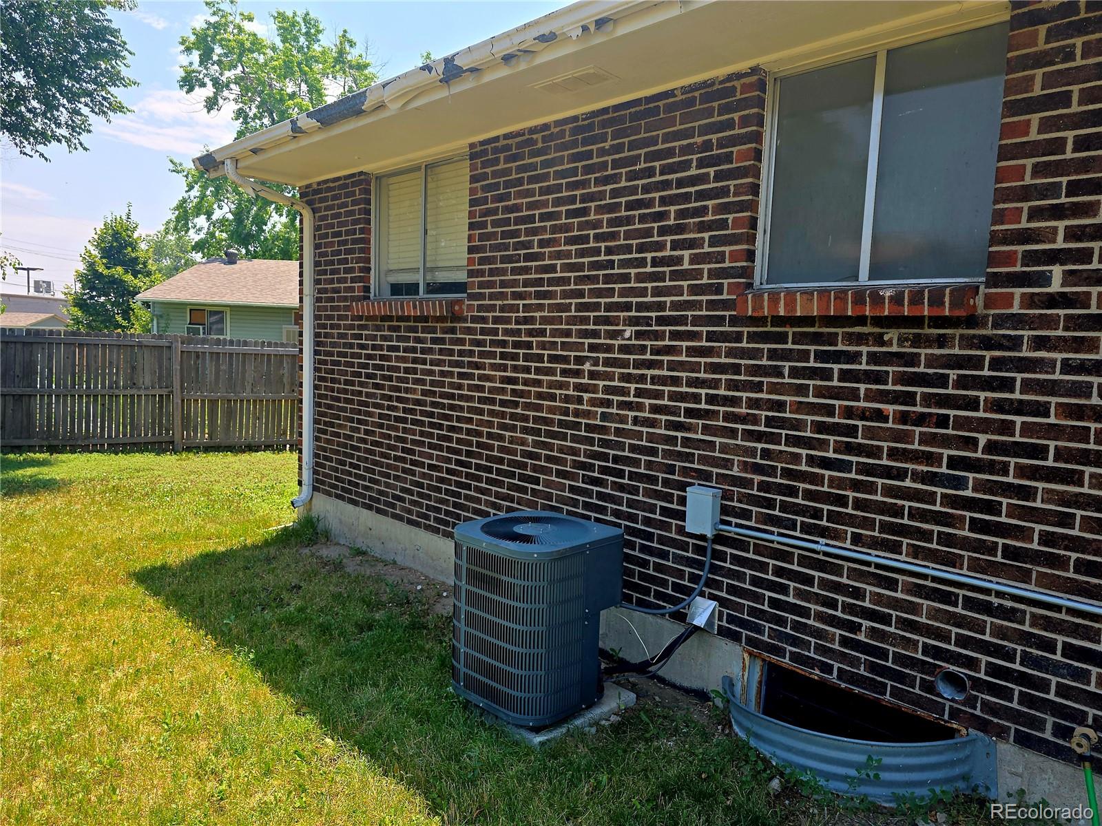 MLS Image #16 for 7620  acoma court,denver, Colorado