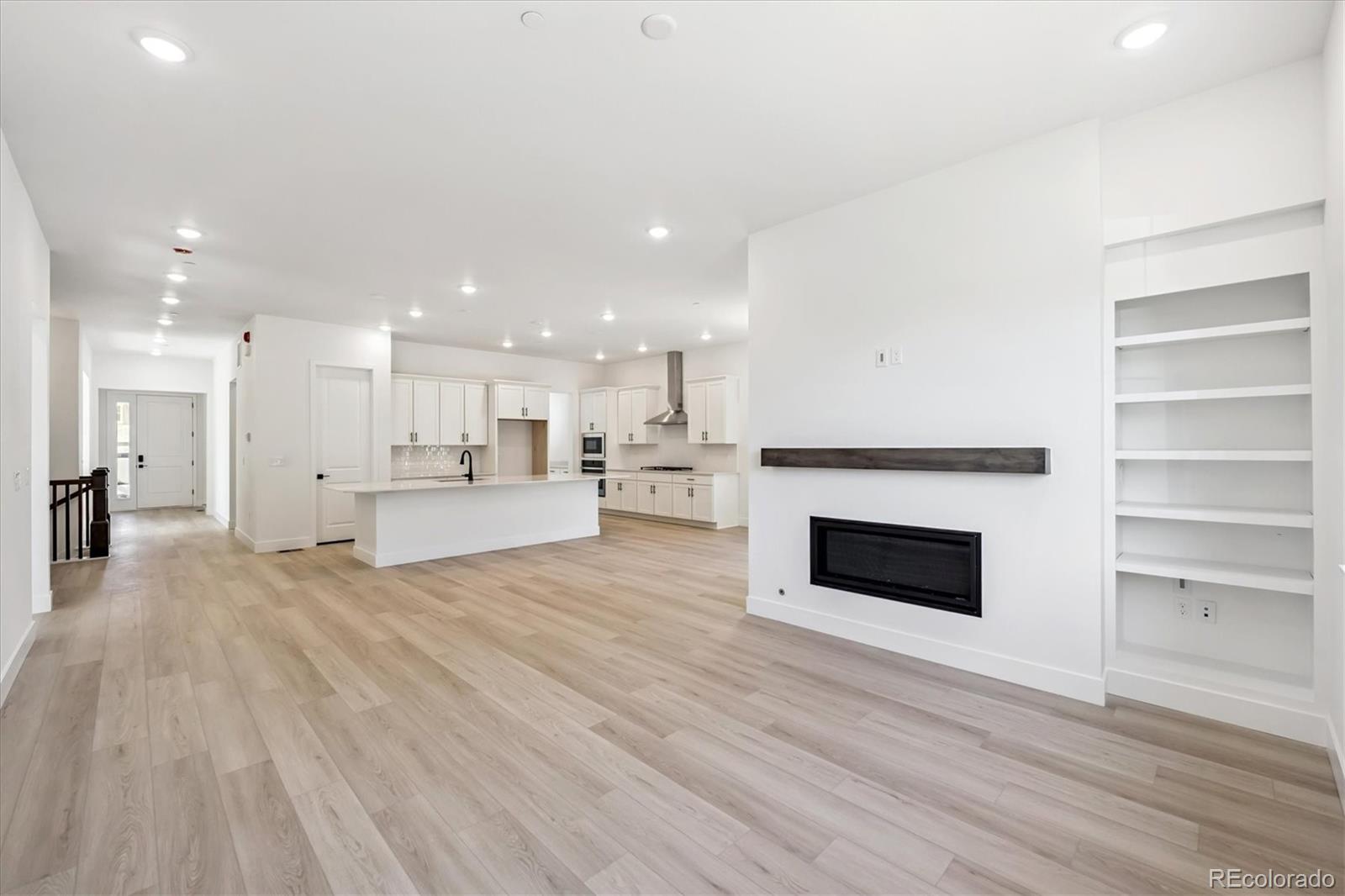MLS Image #11 for 653  split rock drive,erie, Colorado