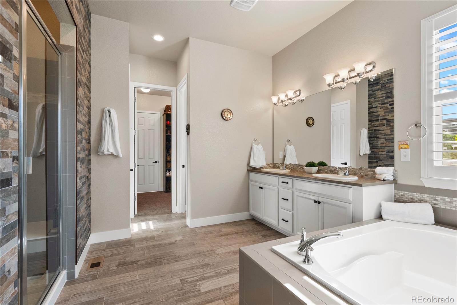 MLS Image #20 for 17105 w 94th avenue,arvada, Colorado