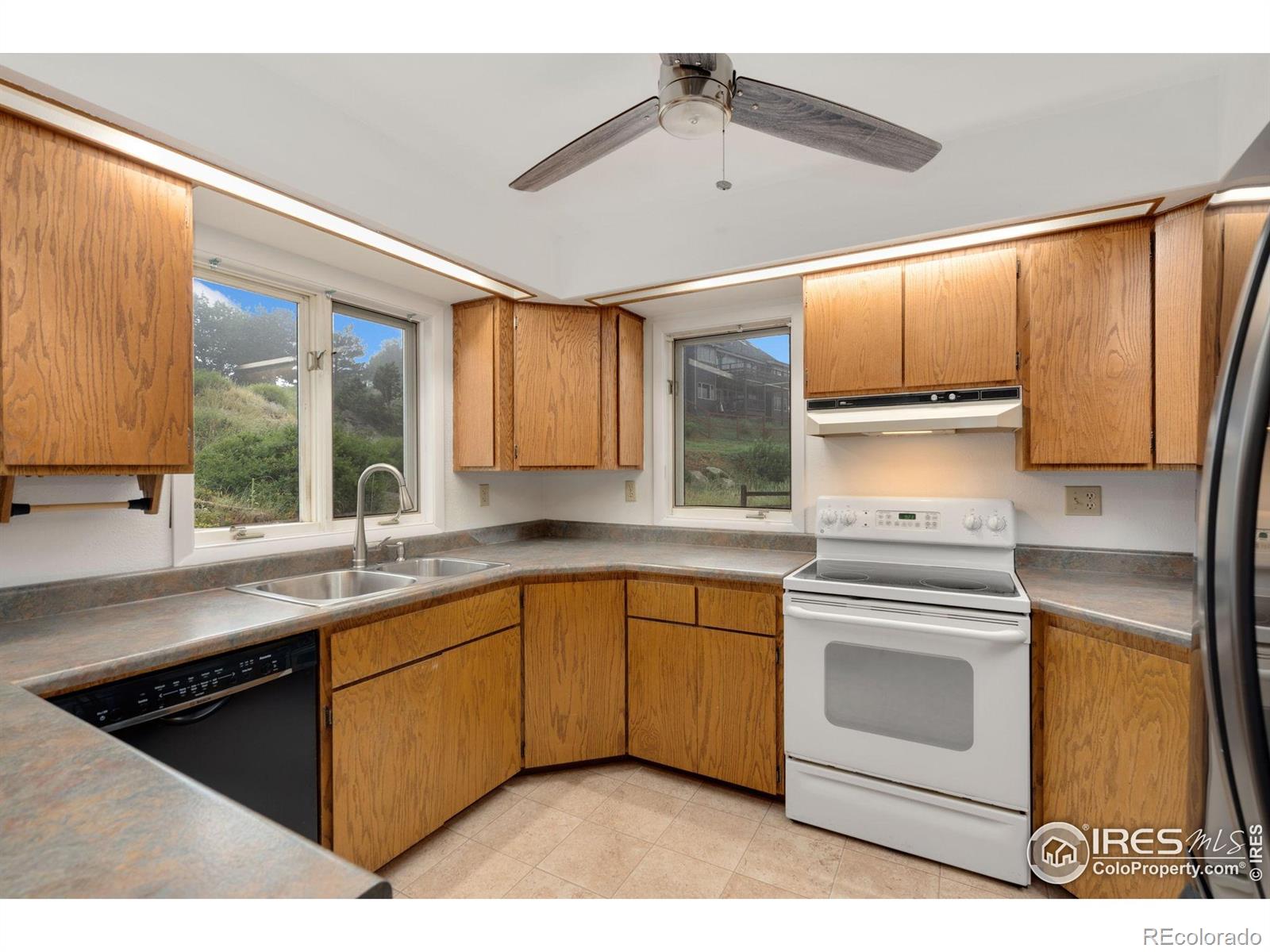 MLS Image #5 for 4945  sandstone drive,fort collins, Colorado