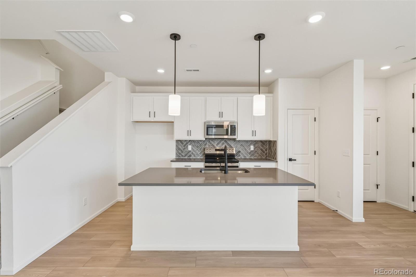 MLS Image #12 for 13560 e 111th place,commerce city, Colorado