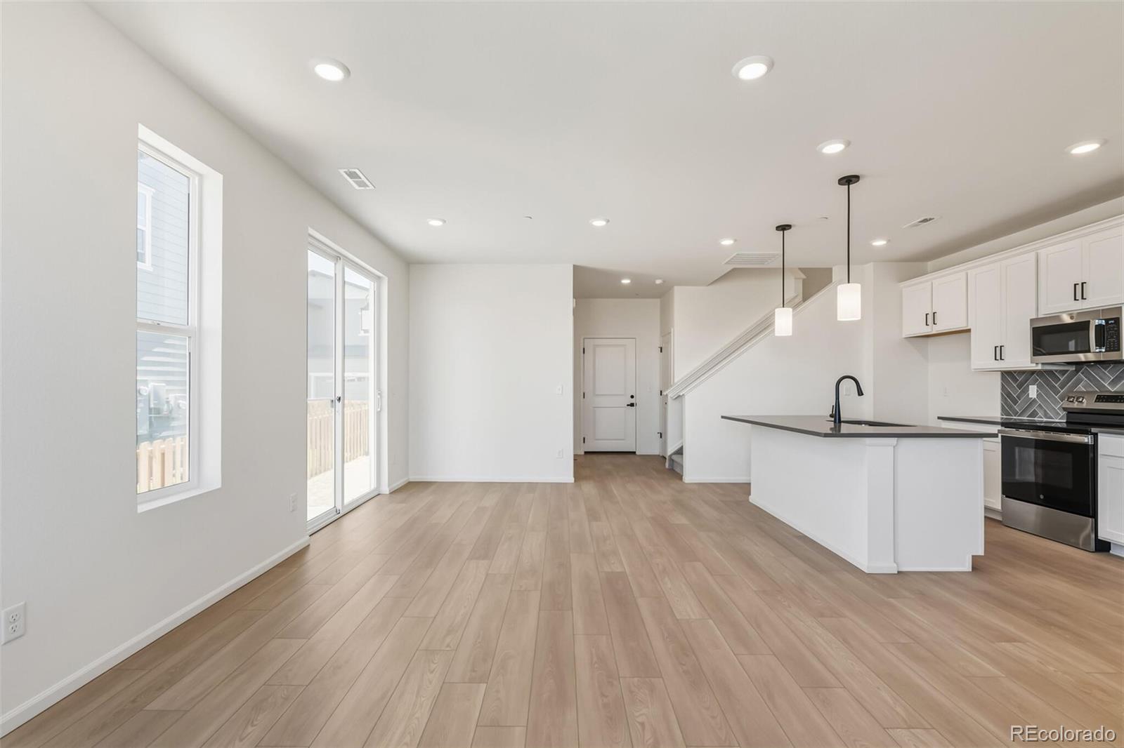 MLS Image #3 for 13560 e 111th place,commerce city, Colorado