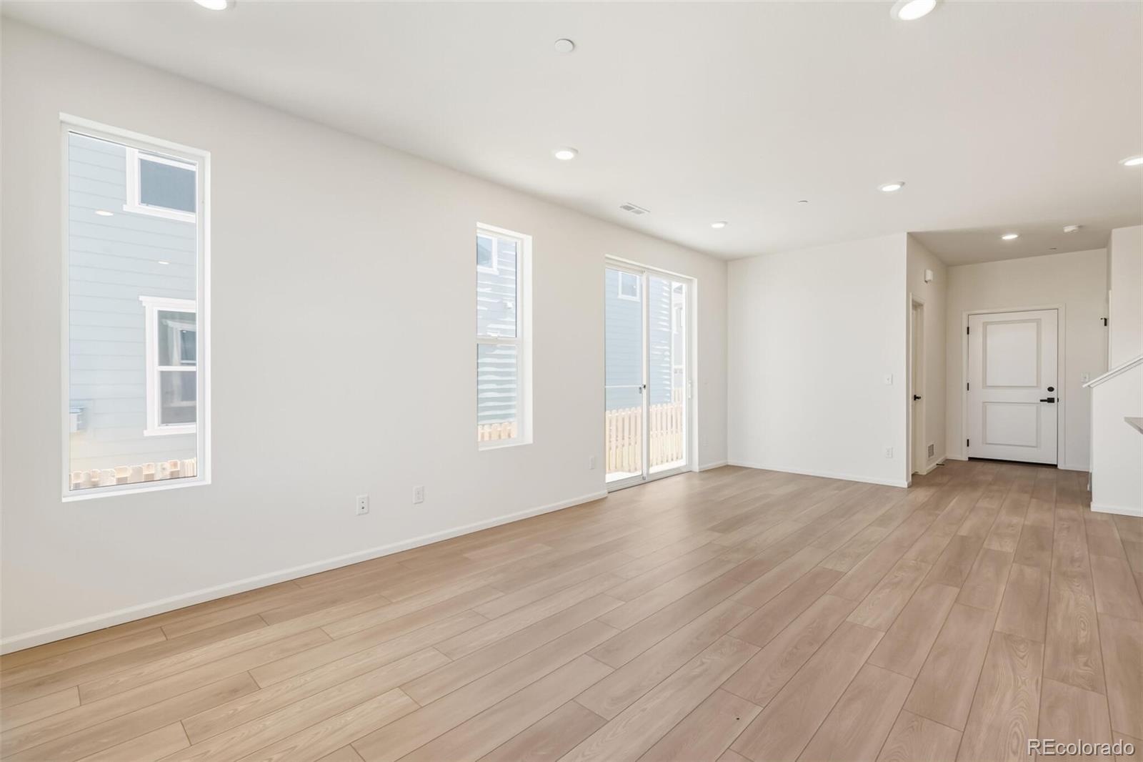 MLS Image #5 for 13560 e 111th place,commerce city, Colorado