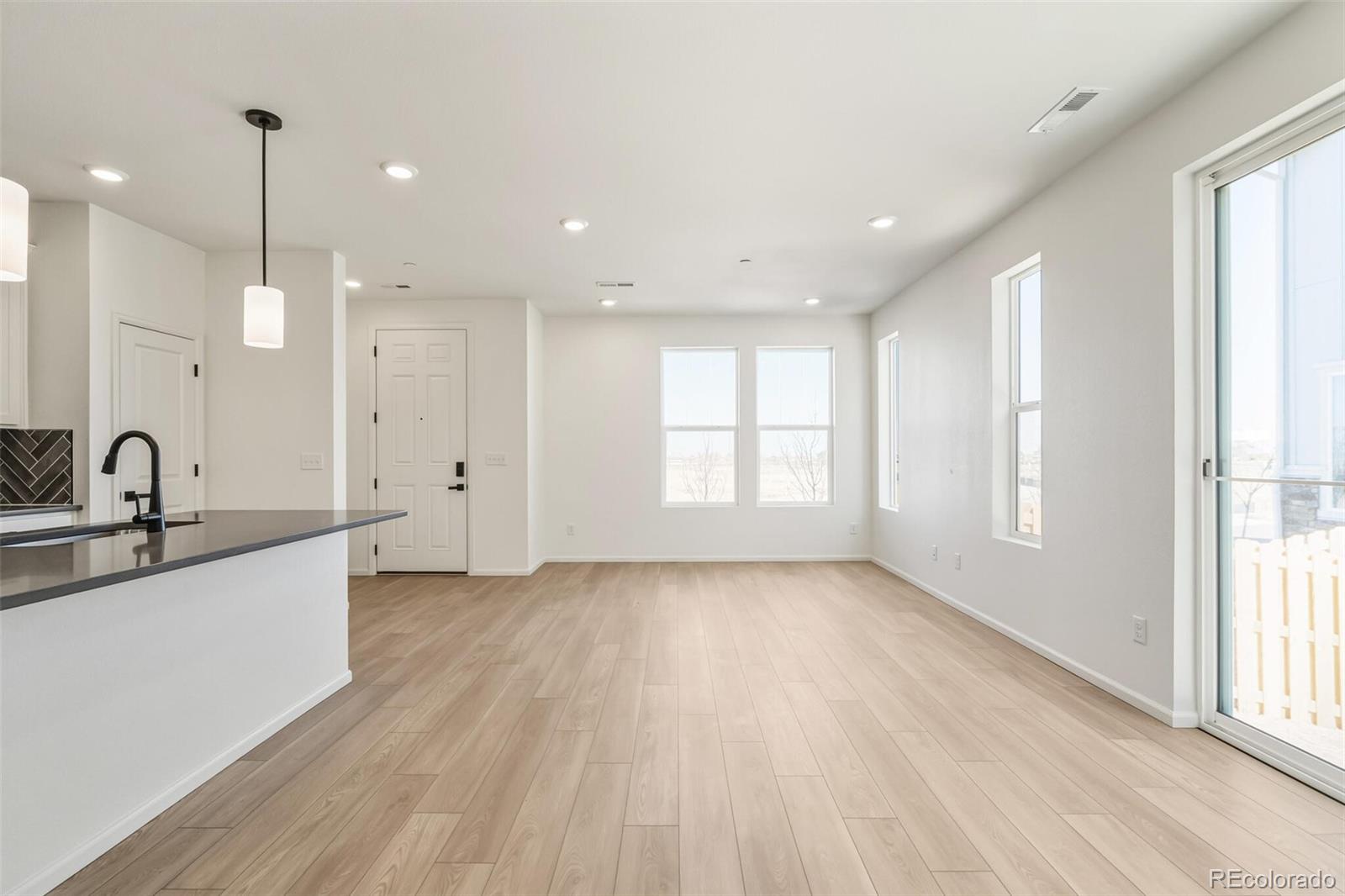 MLS Image #8 for 13560 e 111th place,commerce city, Colorado