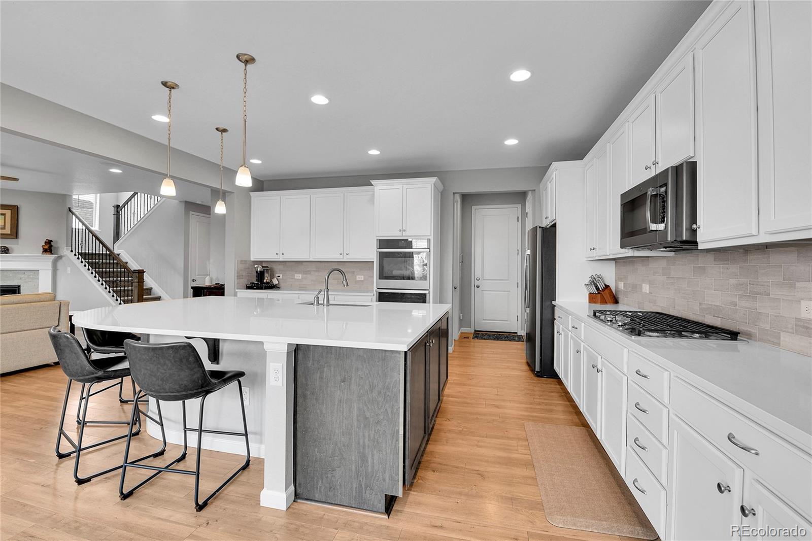 MLS Image #18 for 7809 s old hammer way,aurora, Colorado