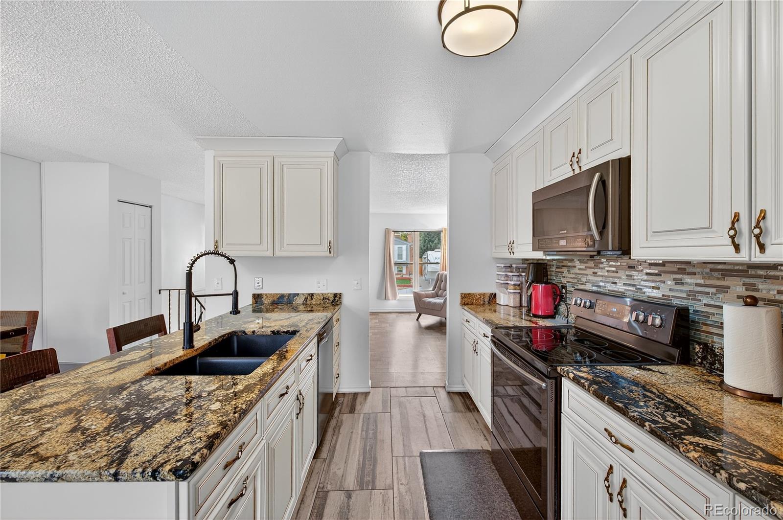 MLS Image #12 for 1847 s yampa way,aurora, Colorado