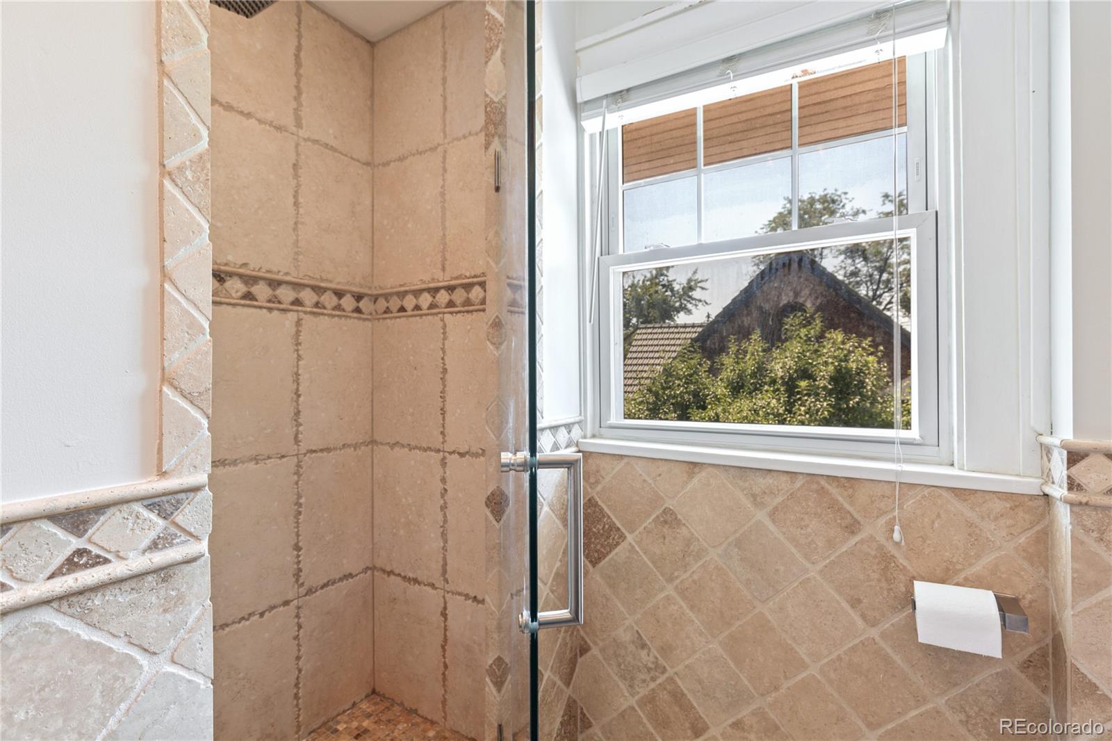 MLS Image #18 for 795  york street,denver, Colorado