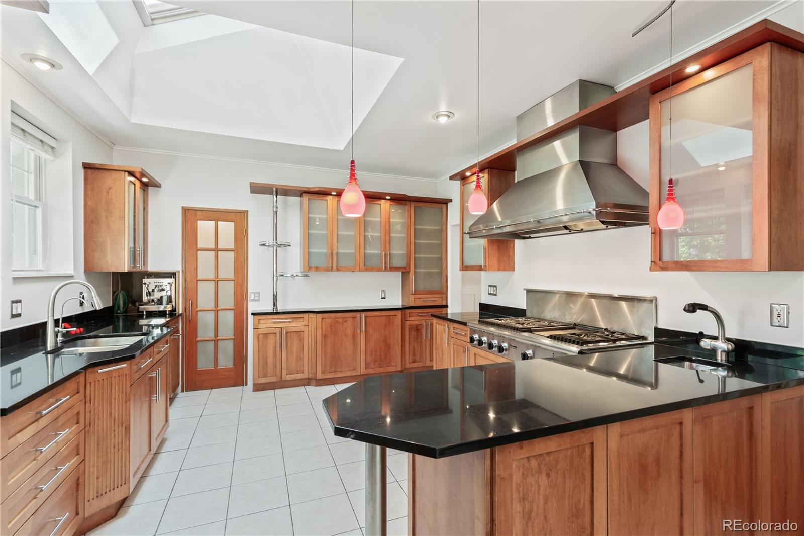 MLS Image #6 for 795  york street,denver, Colorado
