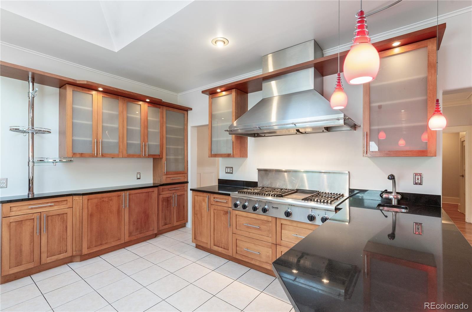 MLS Image #7 for 795  york street,denver, Colorado