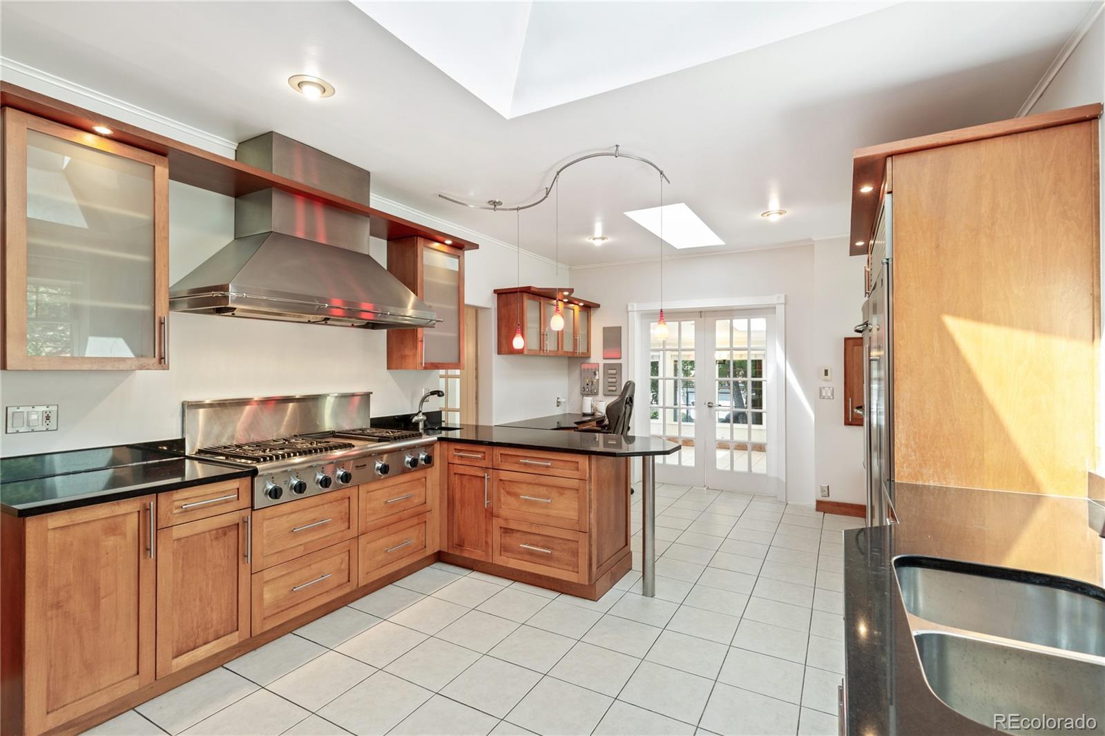 MLS Image #9 for 795  york street,denver, Colorado