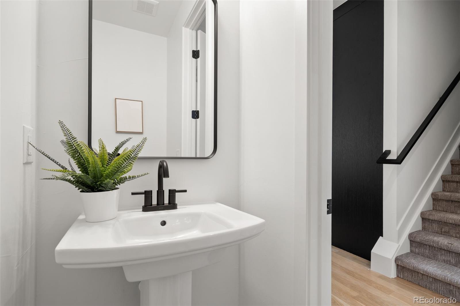 MLS Image #13 for 1256  yates street,denver, Colorado