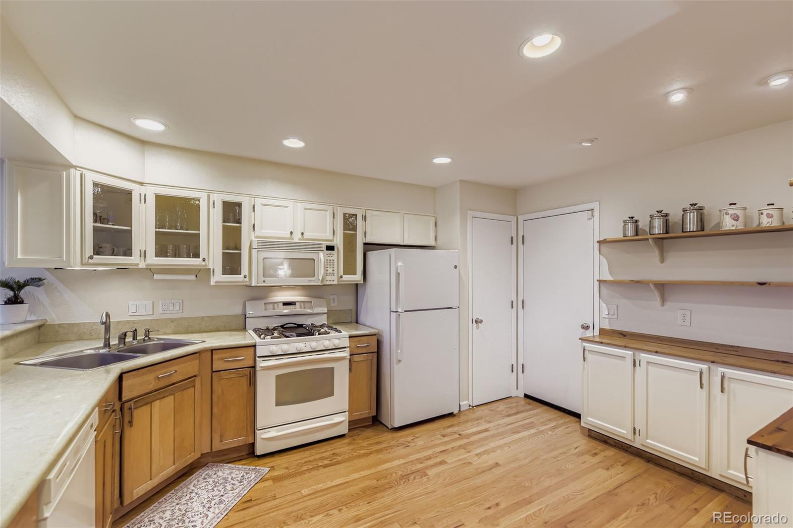 MLS Image #5 for 6579 s jackson street ,centennial, Colorado