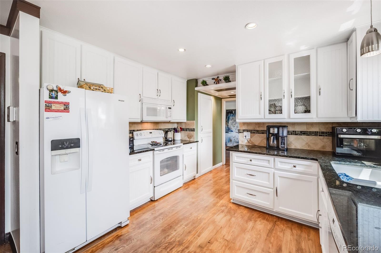 MLS Image #9 for 9222 w kentucky place,lakewood, Colorado