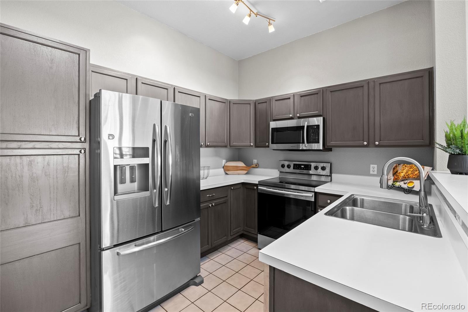 MLS Image #4 for 8707 e florida avenue 904,denver, Colorado