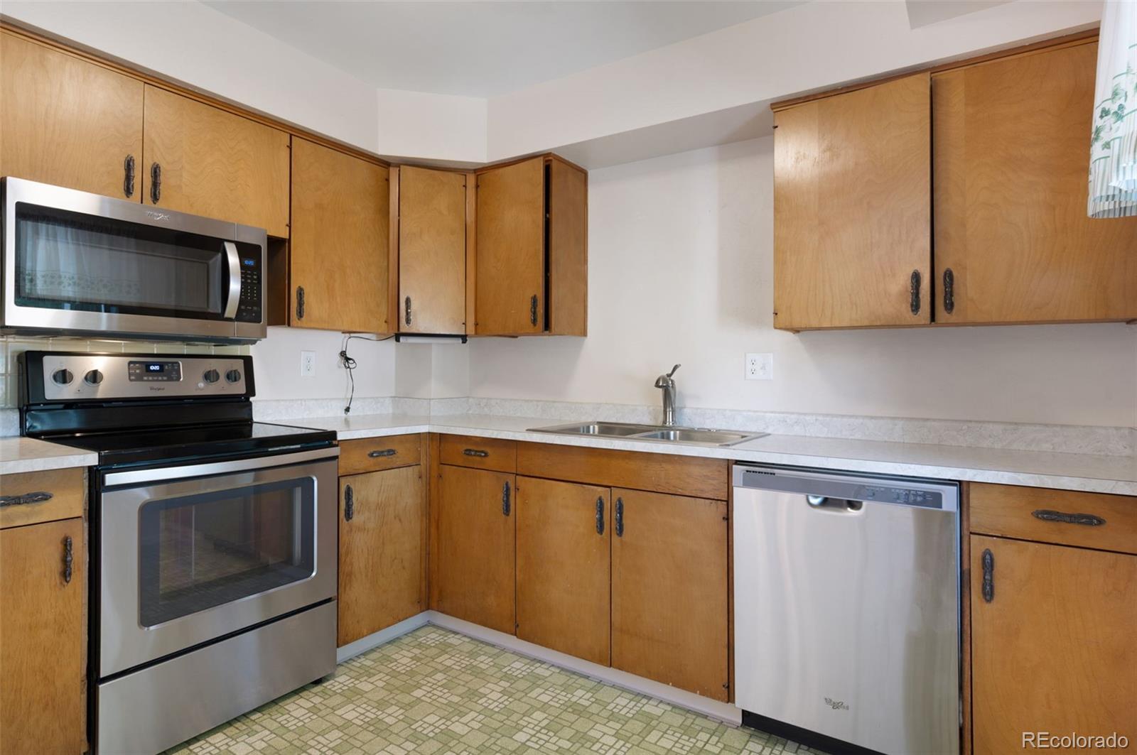 MLS Image #11 for 1508 e owen circle,colorado springs, Colorado