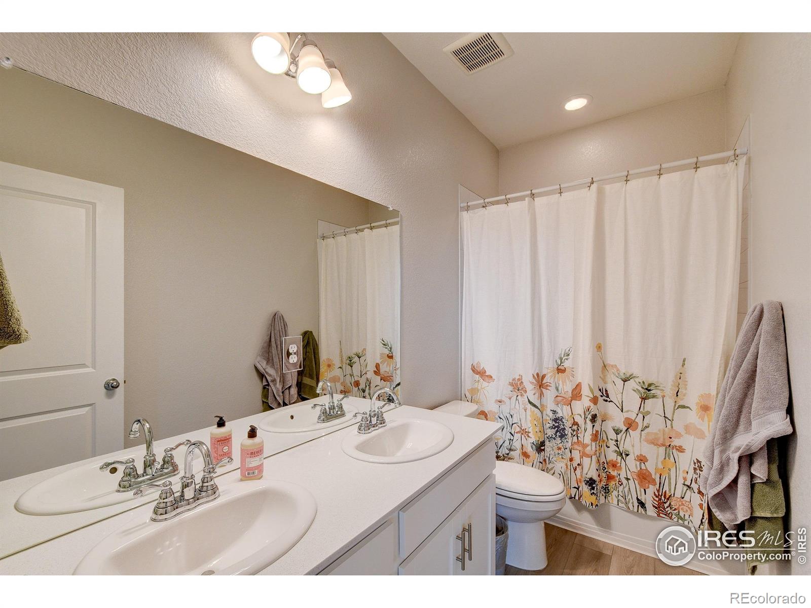 MLS Image #28 for 1723  branching canopy drive,windsor, Colorado