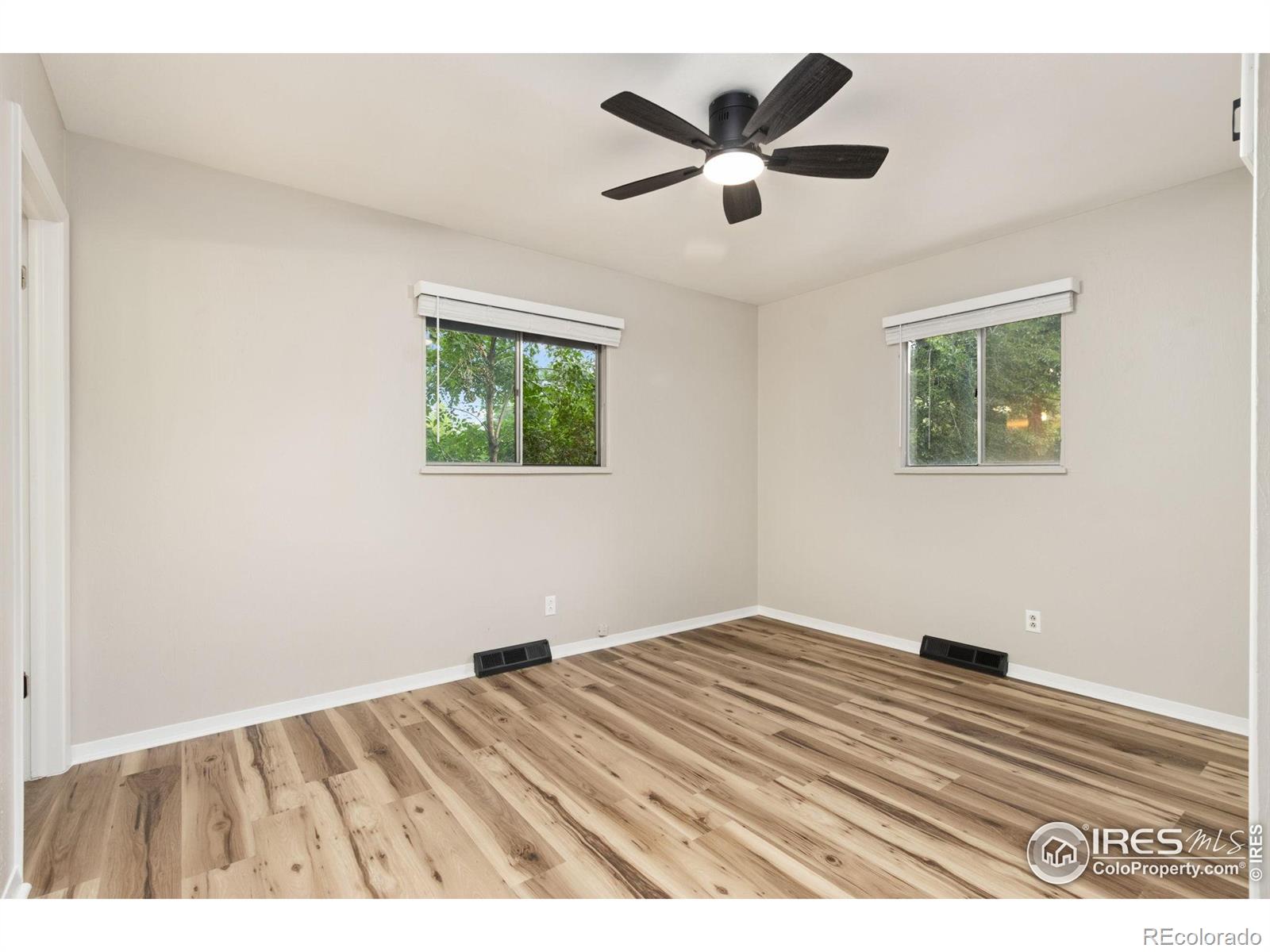 MLS Image #15 for 928 w lake street,fort collins, Colorado