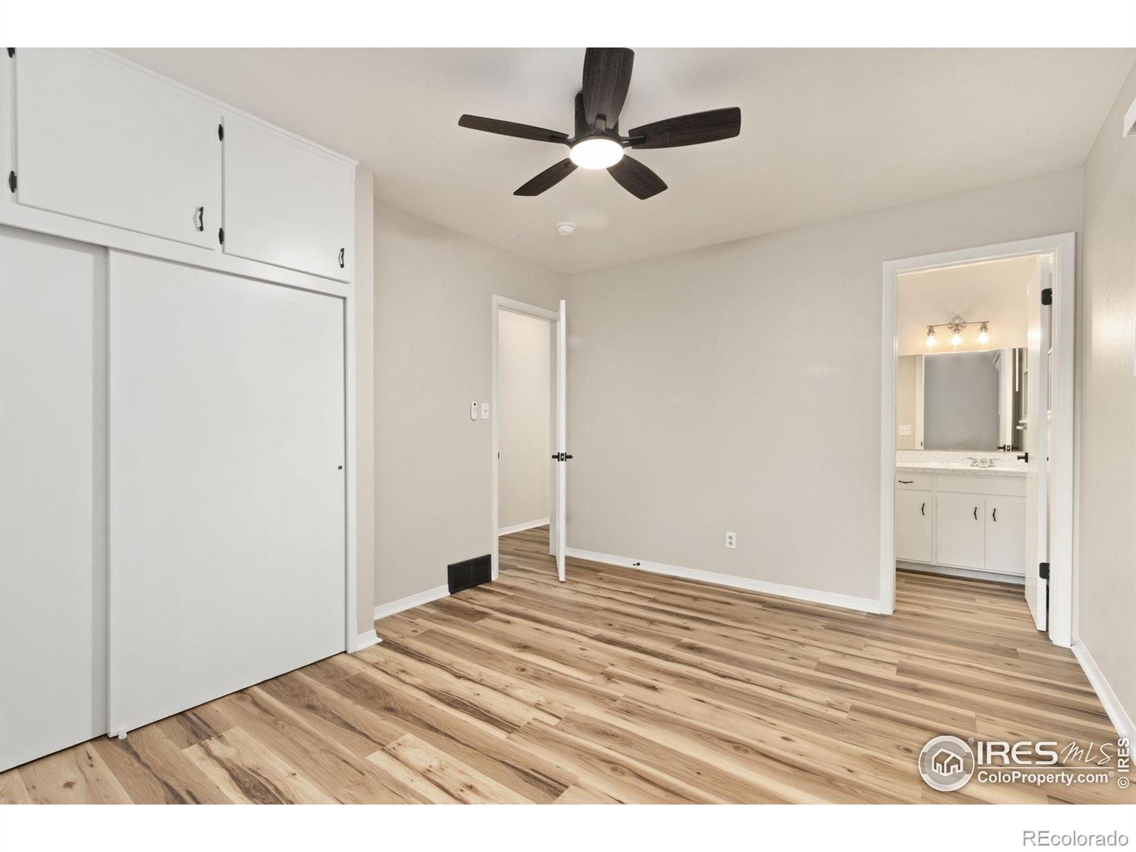 MLS Image #17 for 928 w lake street,fort collins, Colorado