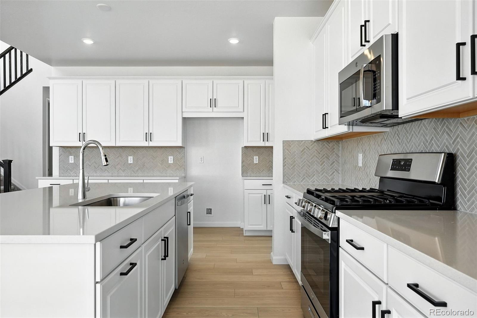 MLS Image #10 for 7231  prairie sage place,littleton, Colorado
