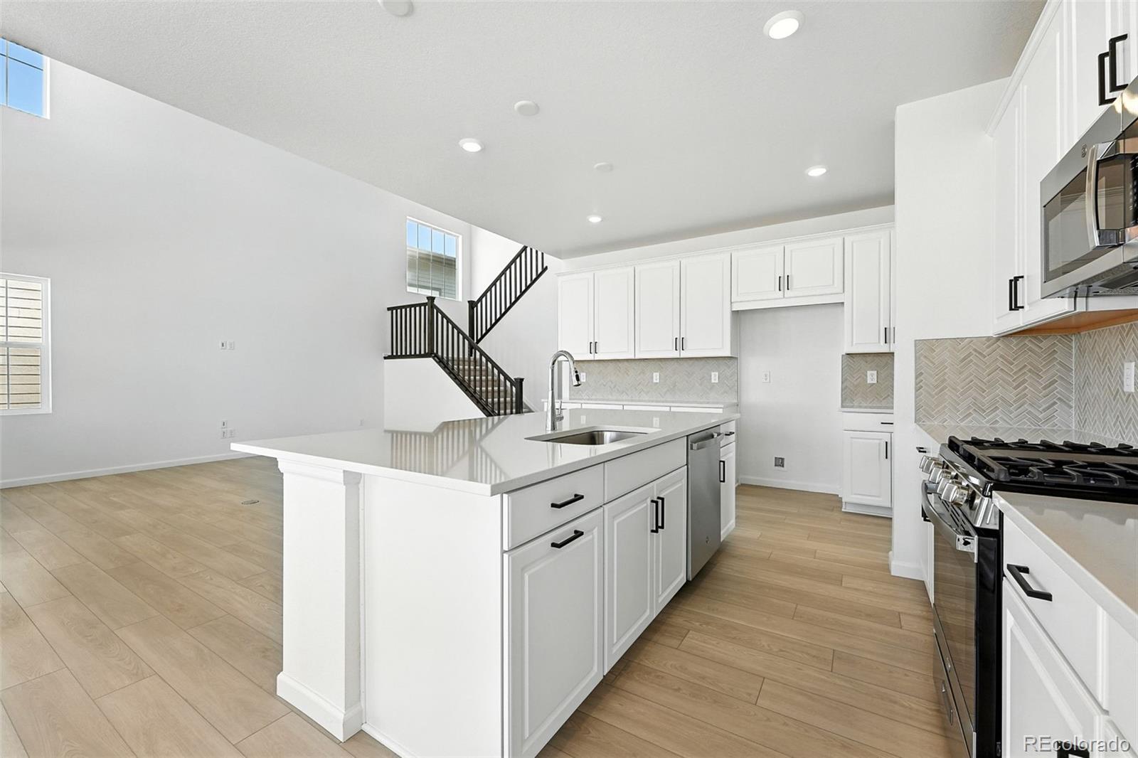 MLS Image #11 for 7231  prairie sage place,littleton, Colorado