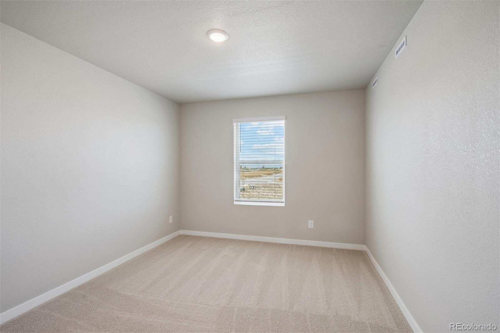 MLS Image #14 for 922  montbello avenue,fort lupton, Colorado