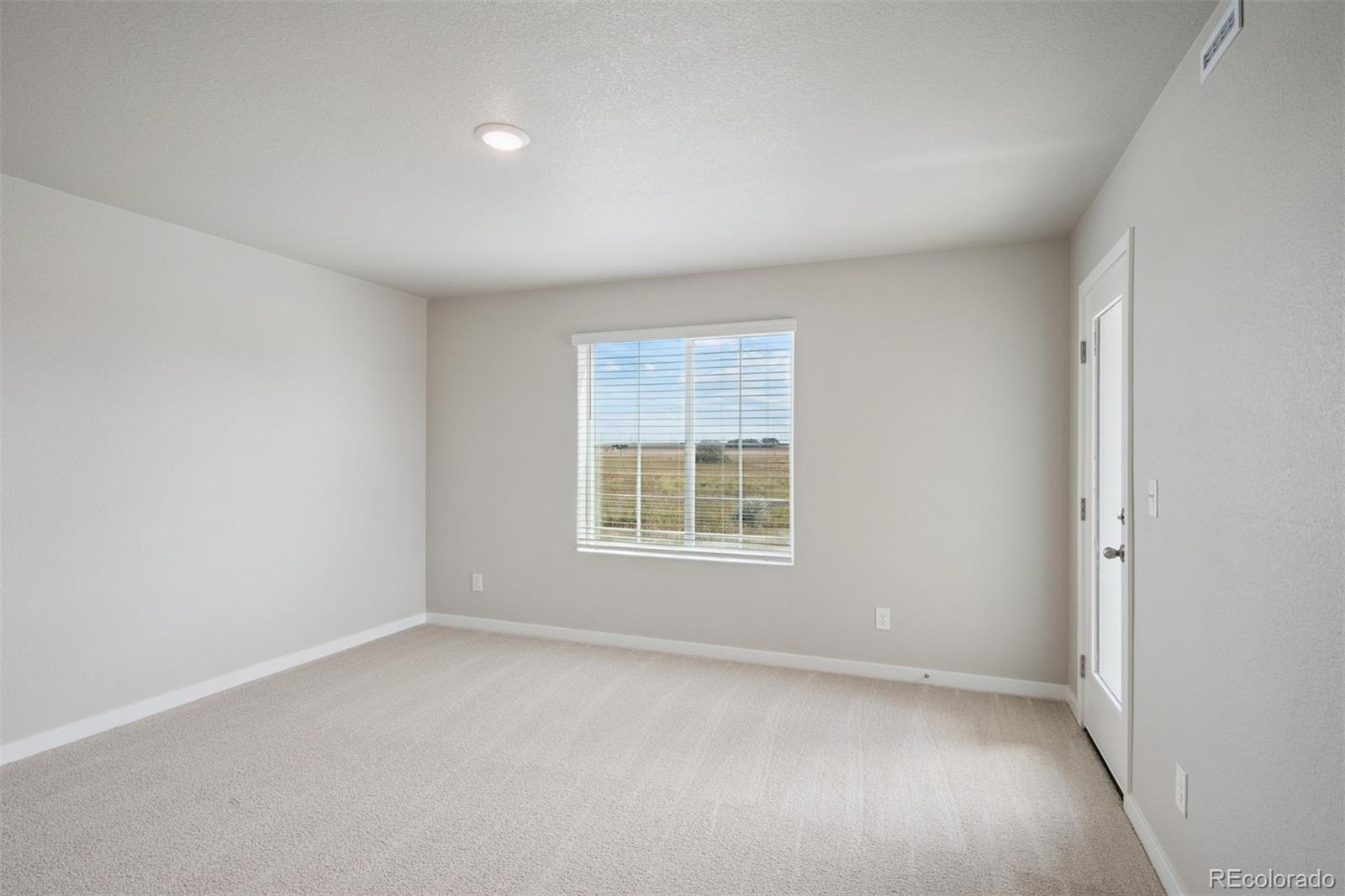 MLS Image #10 for 918  montbello avenue,fort lupton, Colorado