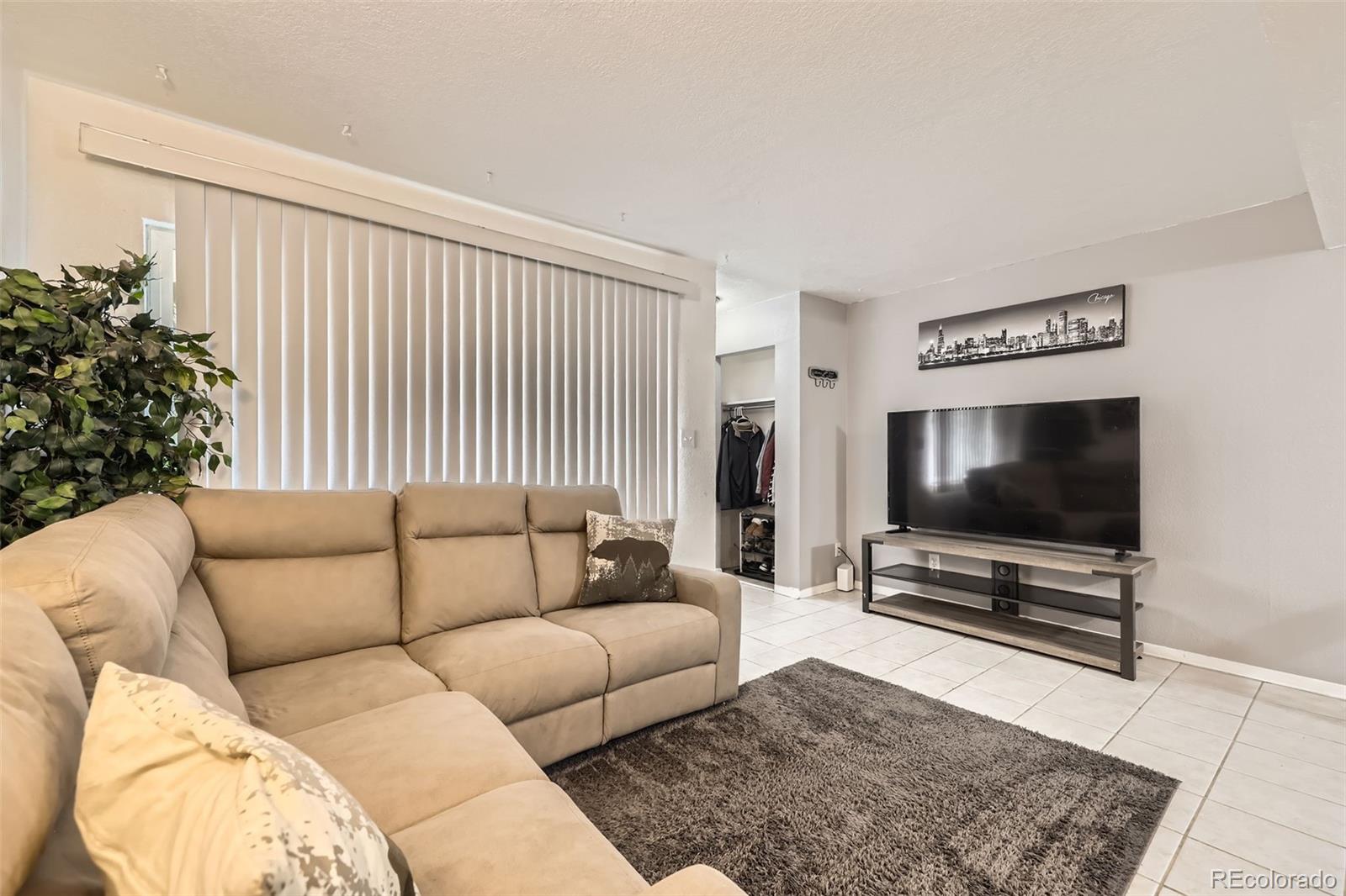 MLS Image #5 for 3663 s sheridan boulevard 14,denver, Colorado