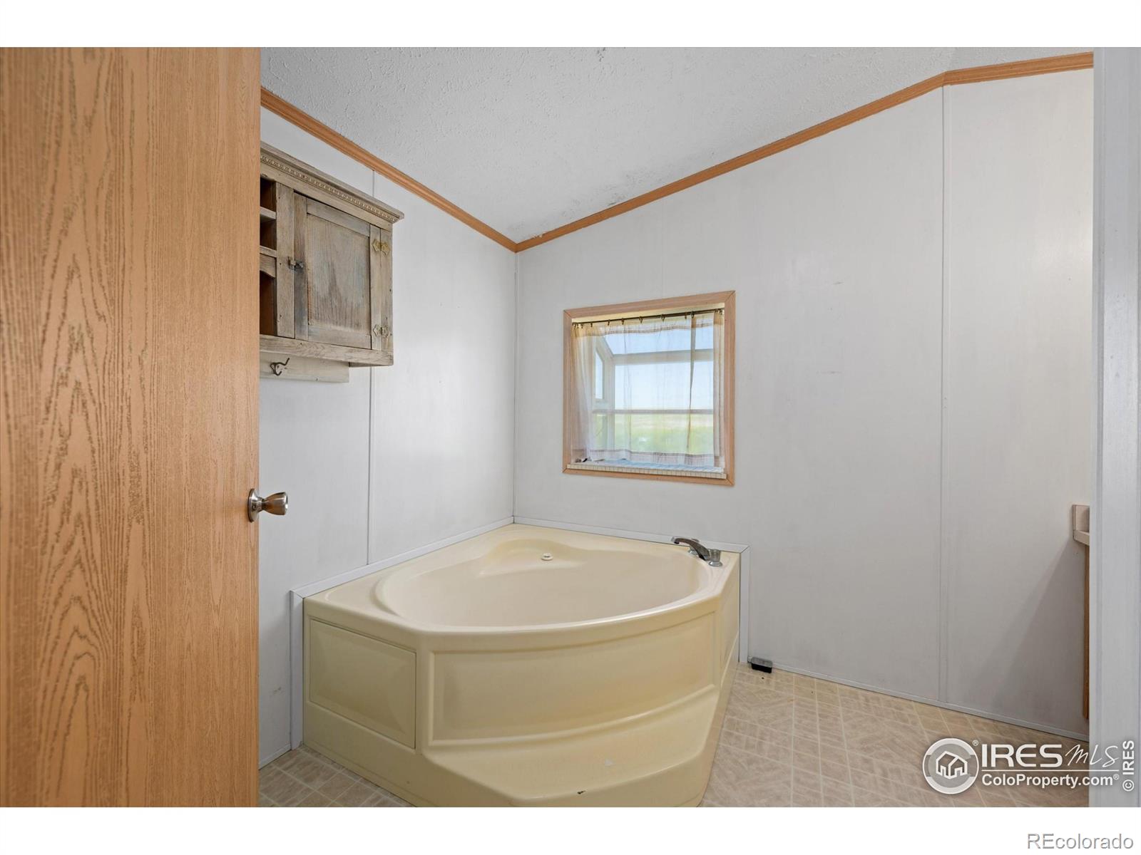 MLS Image #18 for 28444  county road dd ,snyder, Colorado