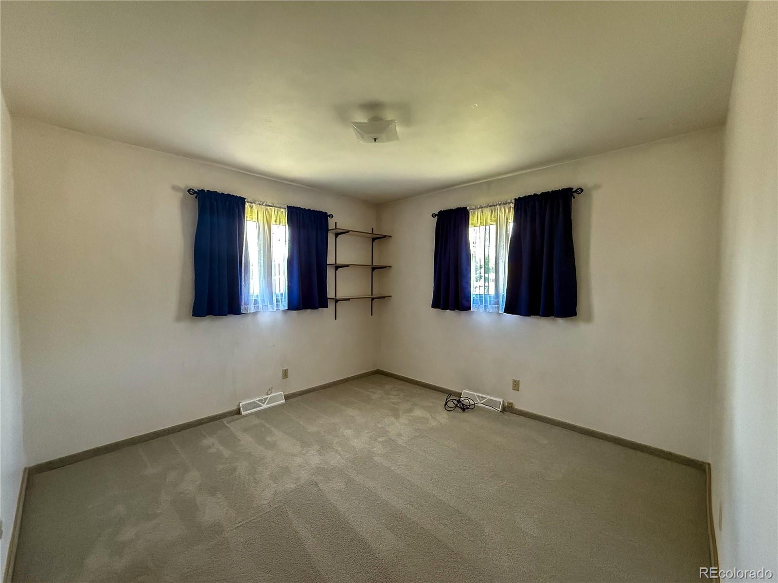 MLS Image #11 for 1300  elm street,burlington, Colorado