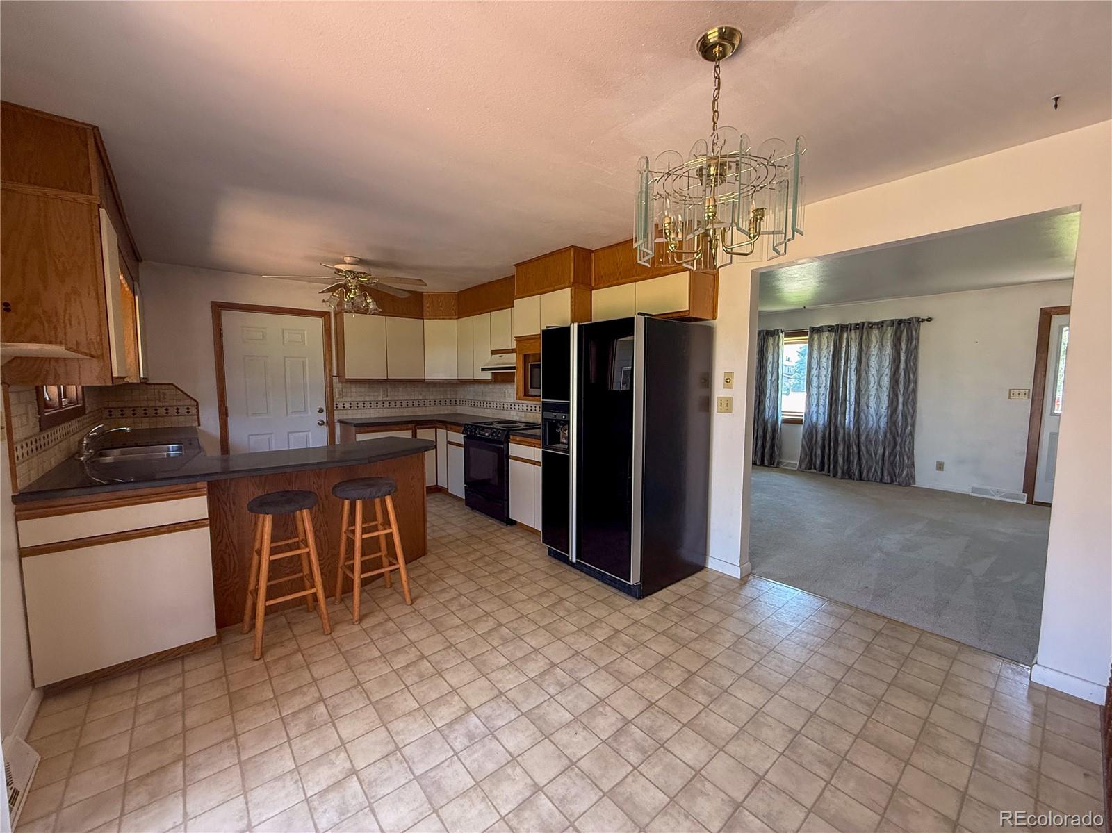 MLS Image #4 for 1300  elm street,burlington, Colorado