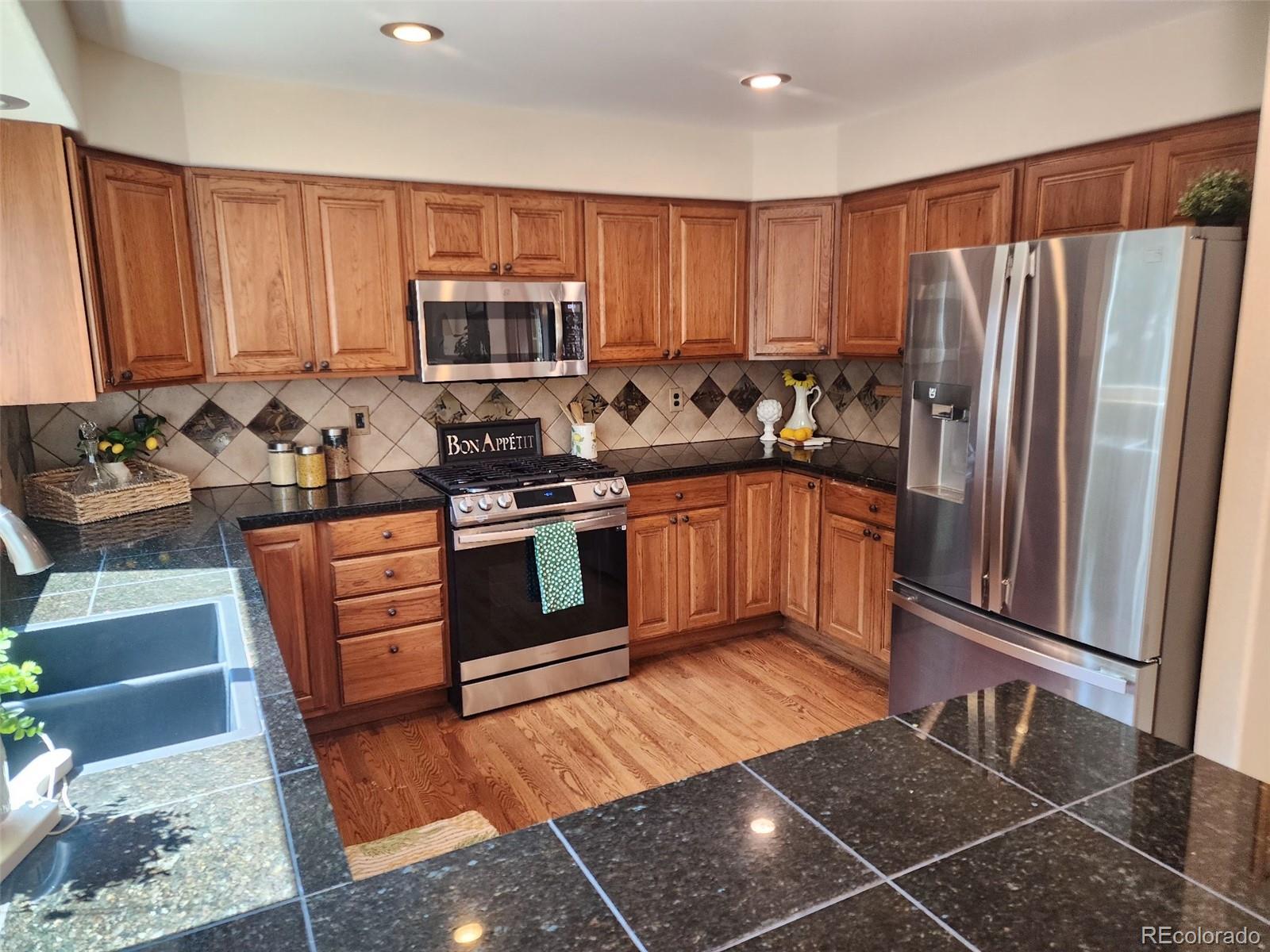 MLS Image #12 for 596 s lindsey street,castle rock, Colorado