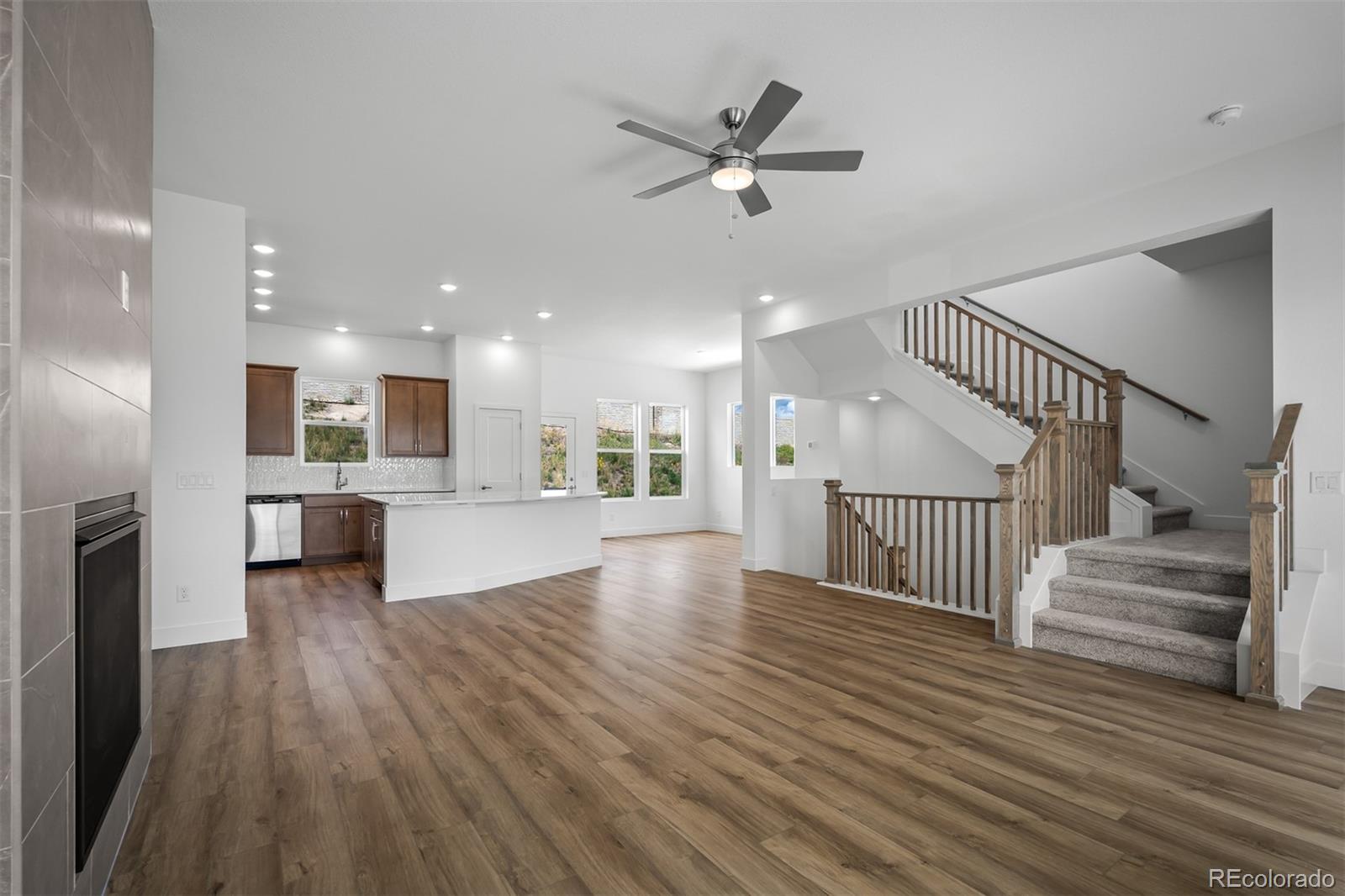 MLS Image #6 for 4574  peak crest view,colorado springs, Colorado