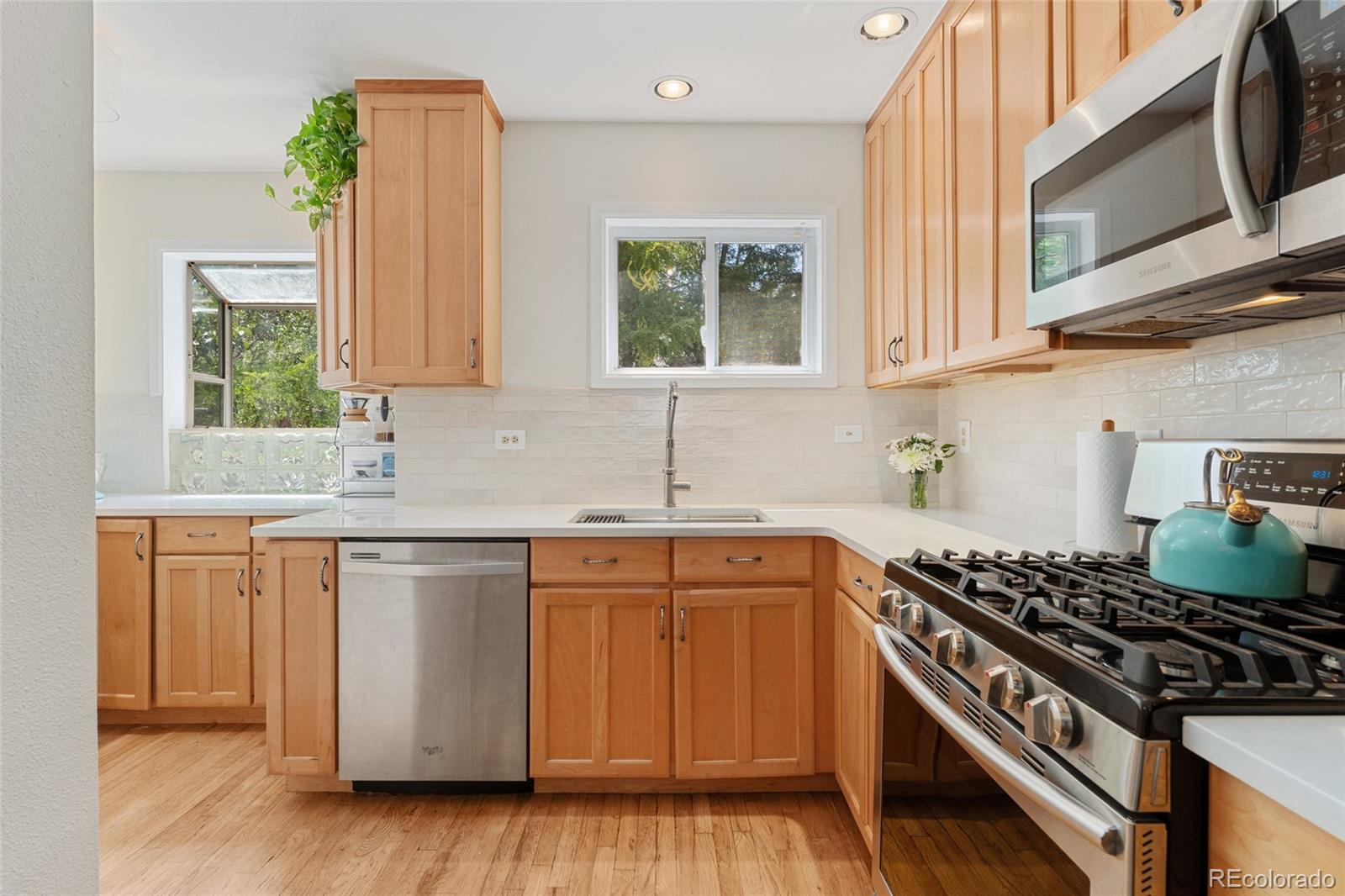 MLS Image #4 for 1400  glencoe street,denver, Colorado