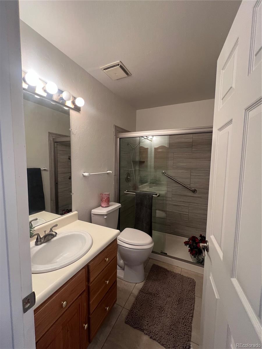 MLS Image #17 for 2808 s heather gardens way b,aurora, Colorado