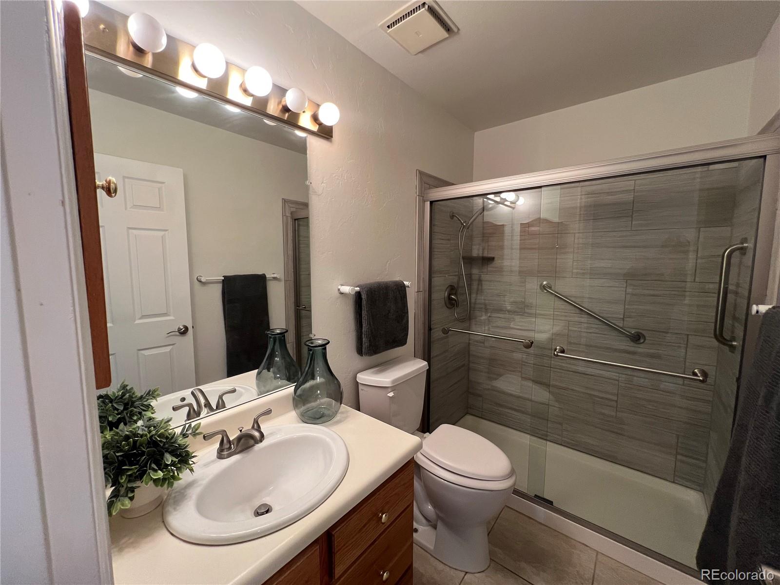 MLS Image #7 for 2808 s heather gardens way b,aurora, Colorado