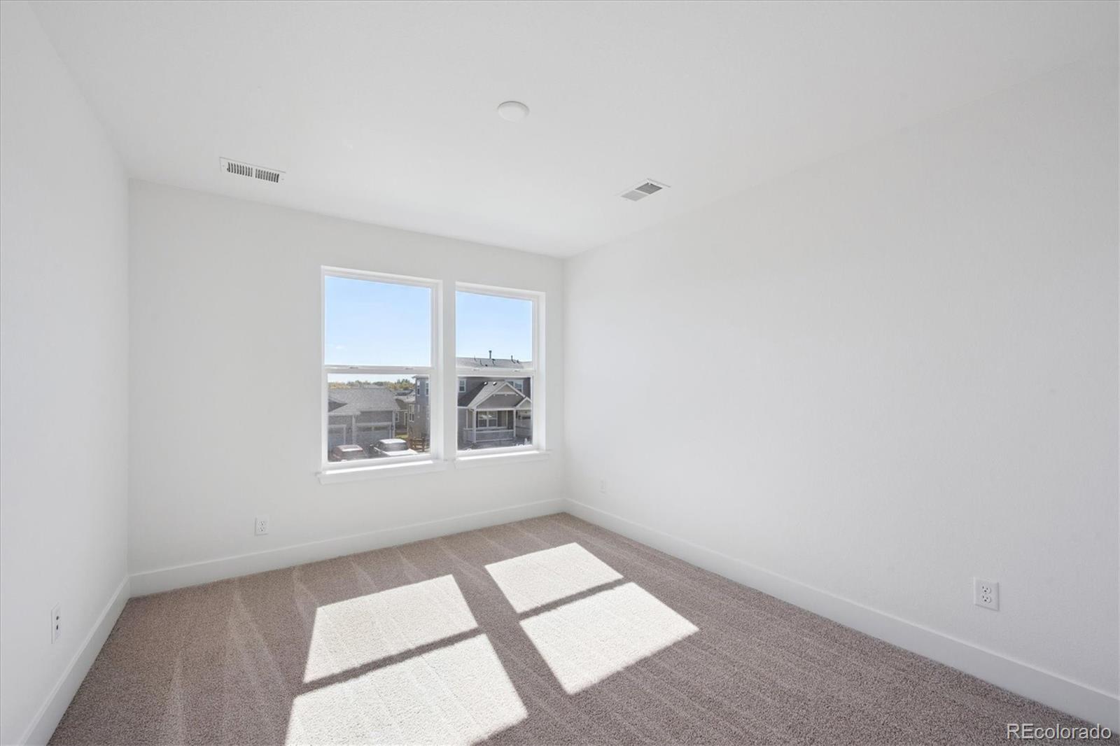 MLS Image #13 for 7047 e 126th place,thornton, Colorado