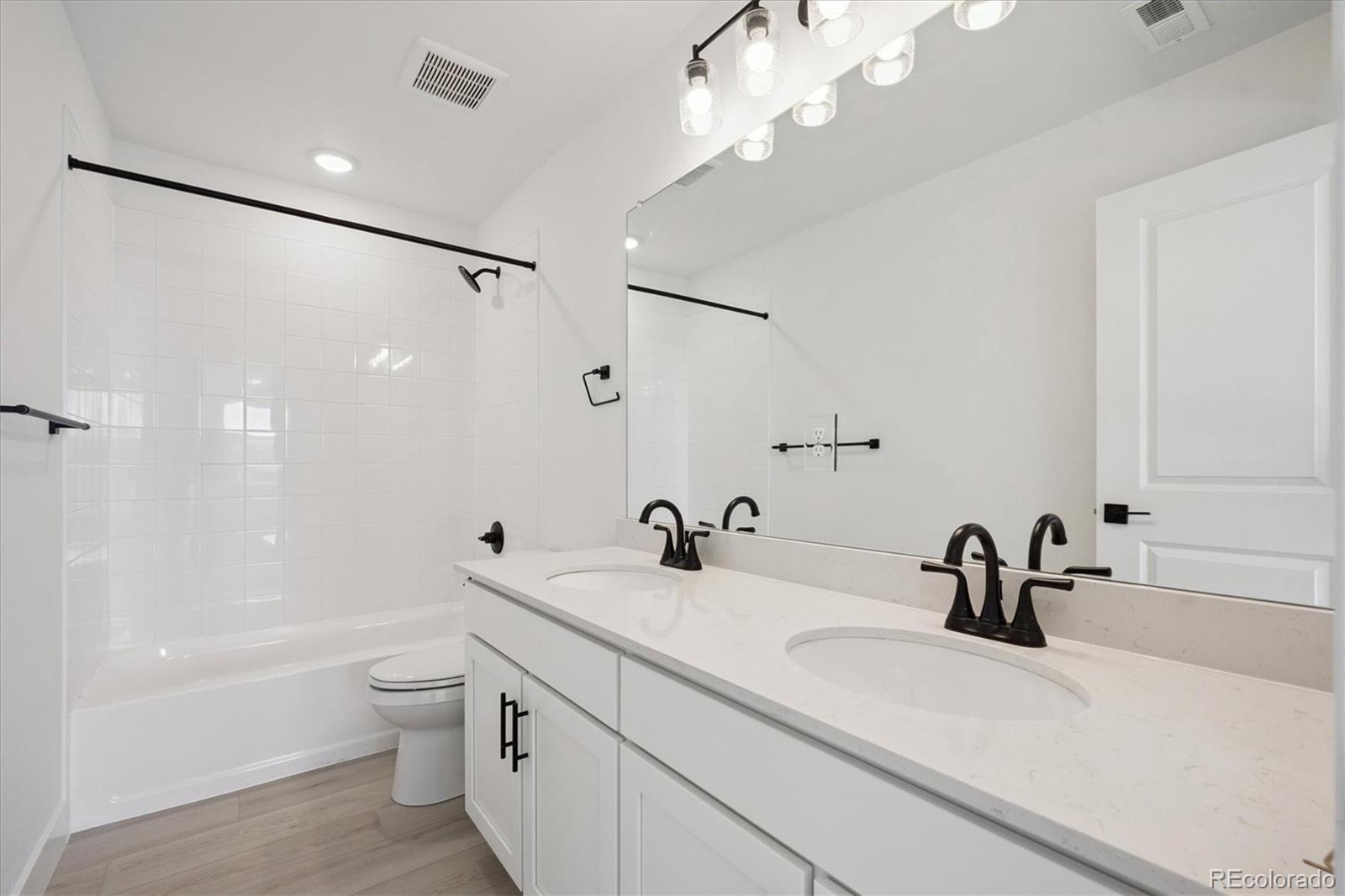 MLS Image #14 for 7047 e 126th place,thornton, Colorado