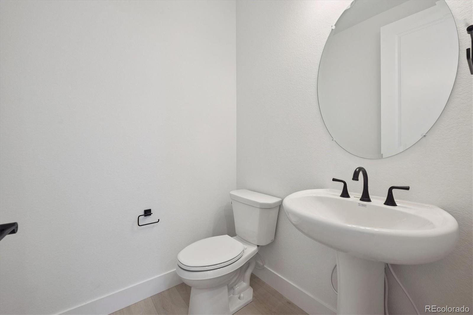 MLS Image #4 for 7047 e 126th place,thornton, Colorado