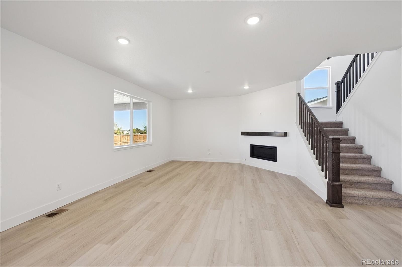 MLS Image #5 for 7047 e 126th place,thornton, Colorado