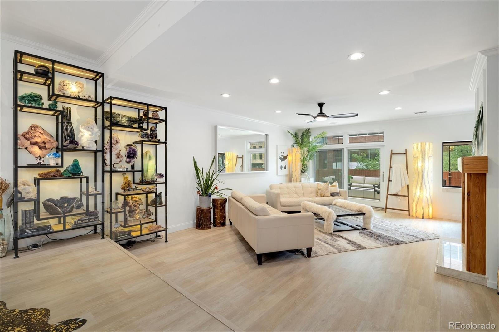 MLS Image #16 for 1512  larimer street 10,denver, Colorado