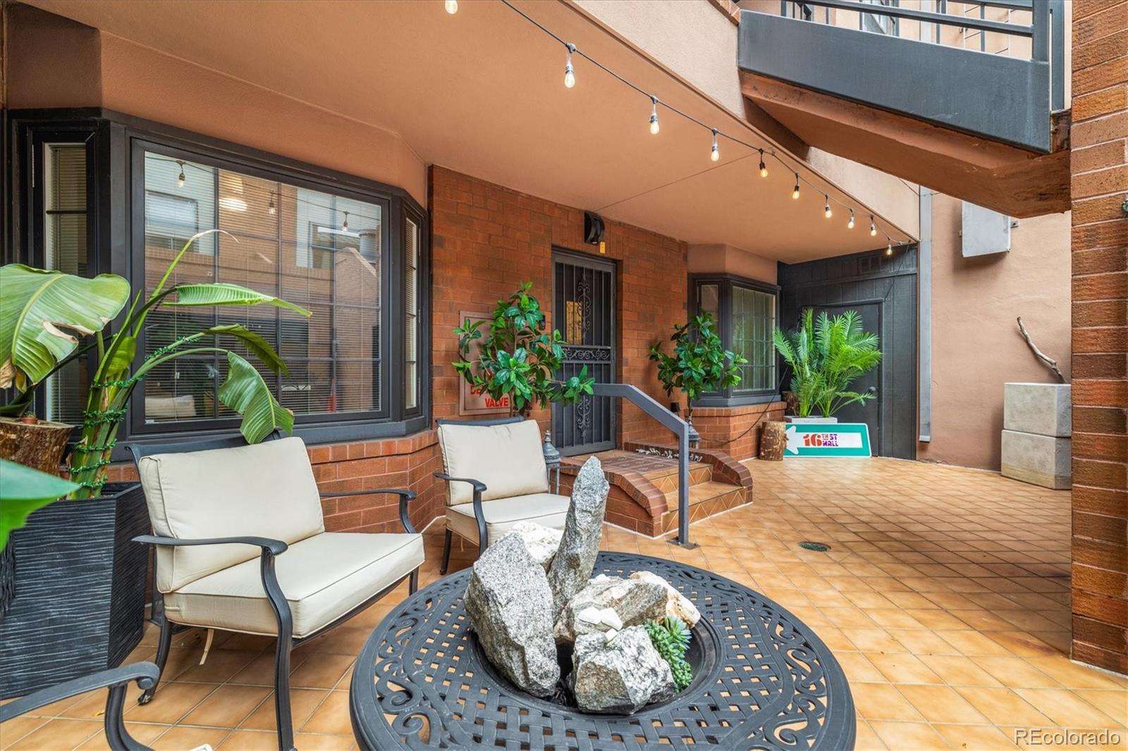 MLS Image #5 for 1512  larimer street 10,denver, Colorado
