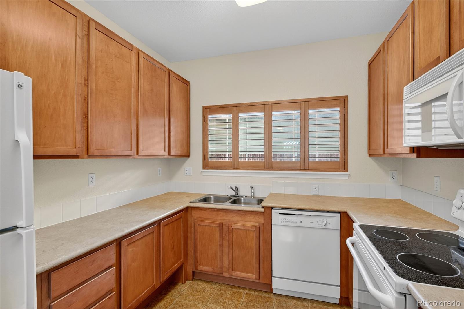 MLS Image #15 for 23401 e 5th drive 104,aurora, Colorado