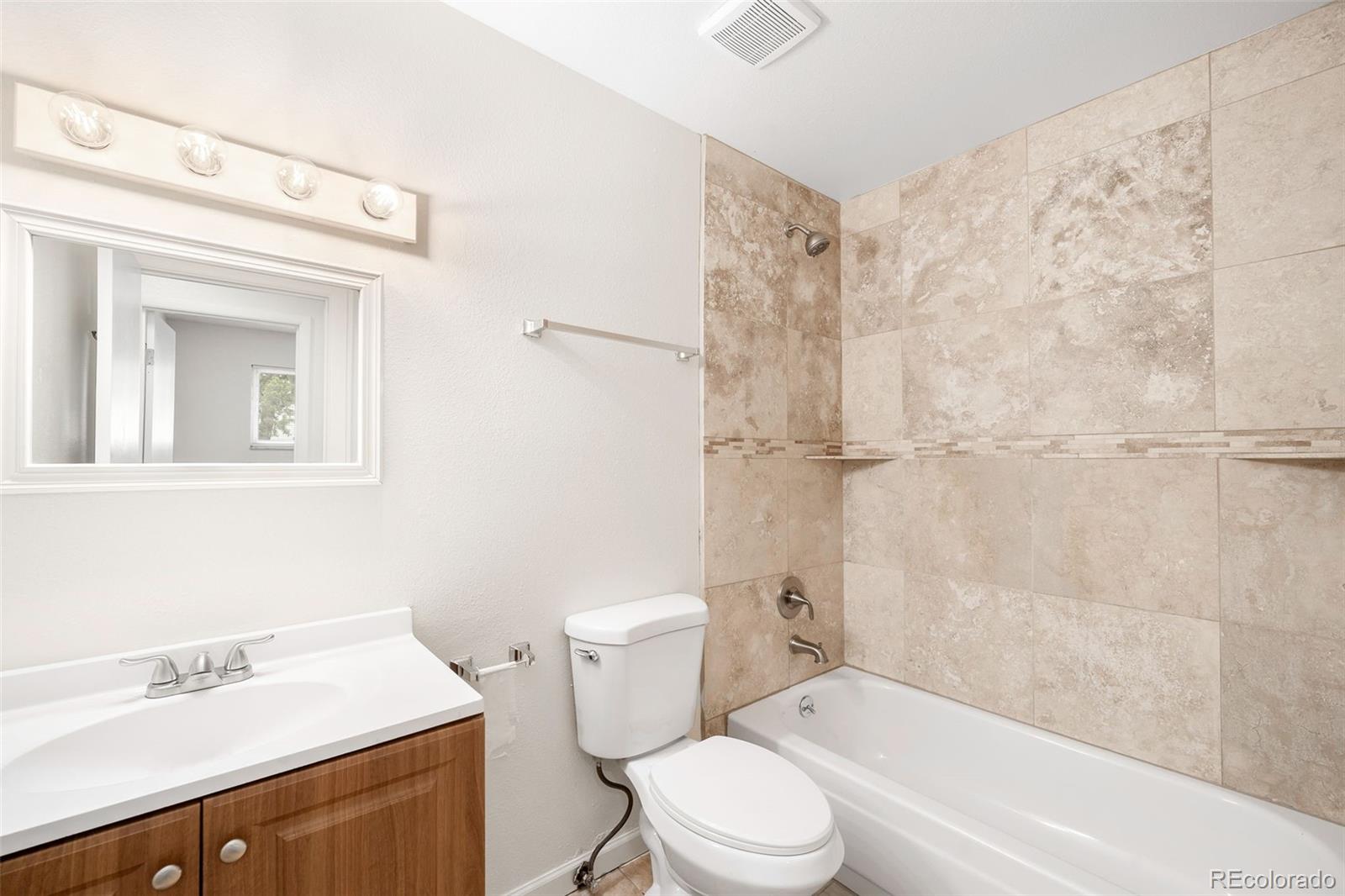 MLS Image #13 for 15889 e mansfield avenue,aurora, Colorado