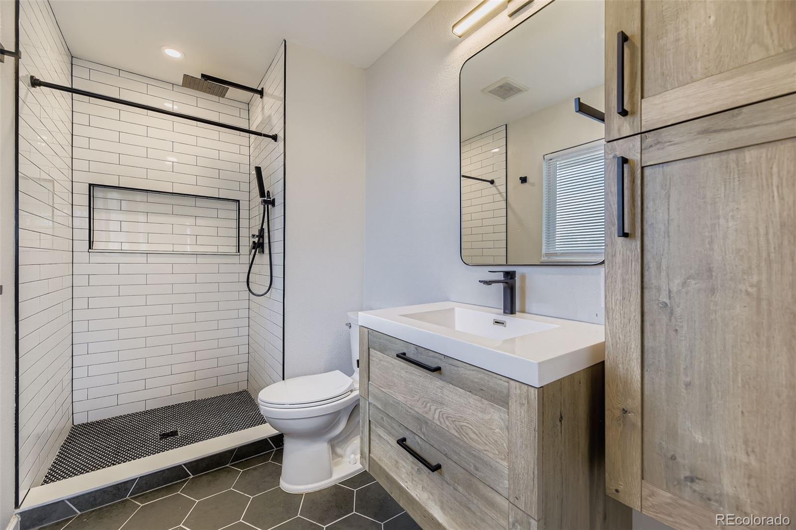 MLS Image #18 for 8150 e linvale place,denver, Colorado