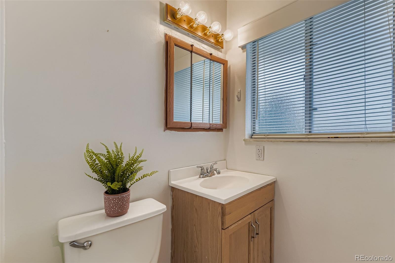 MLS Image #24 for 8150 e linvale place,denver, Colorado