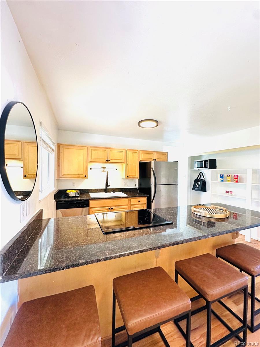 MLS Image #5 for 8150 e linvale place,denver, Colorado