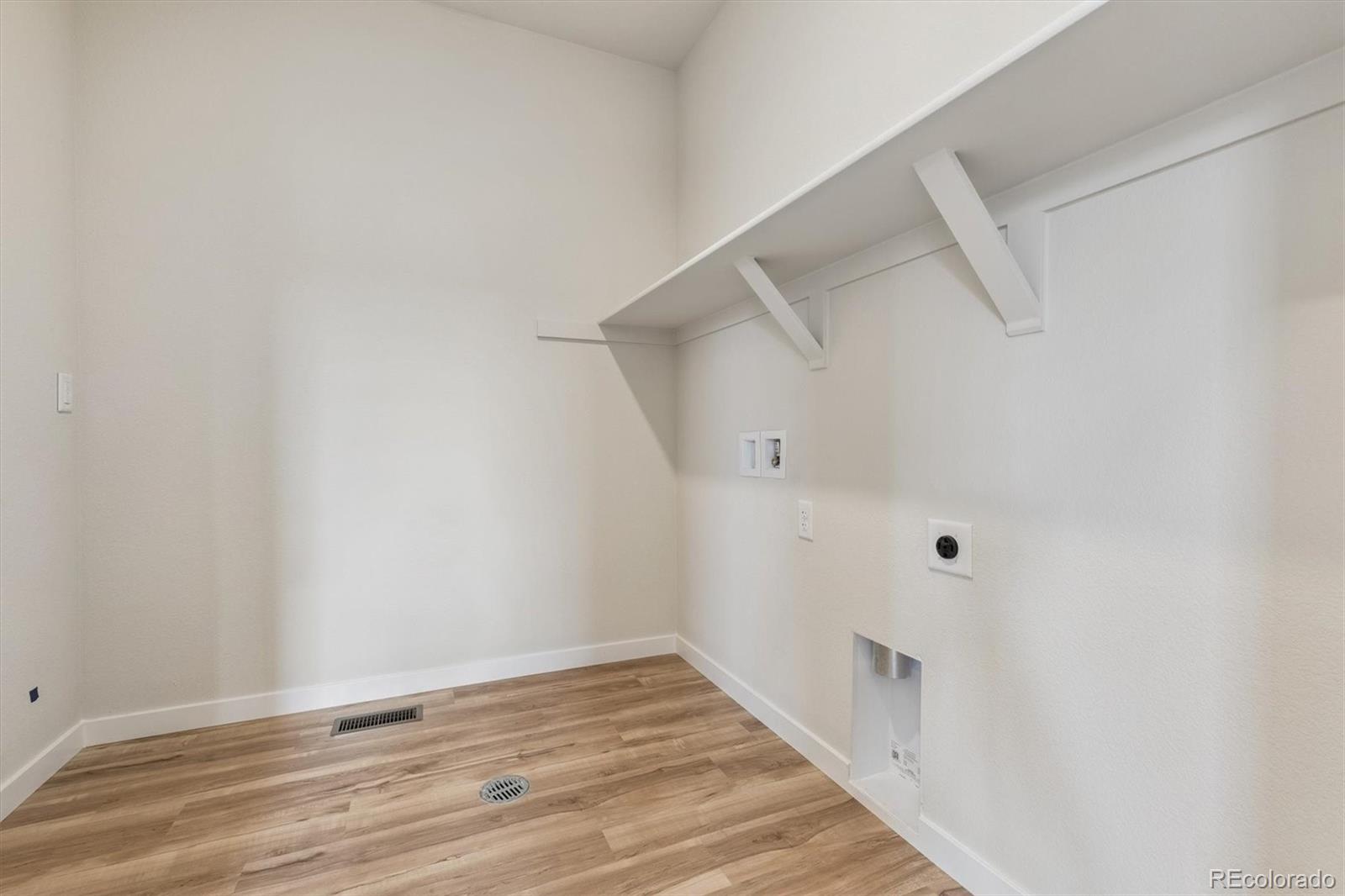 MLS Image #16 for 1351  loraine circle,erie, Colorado