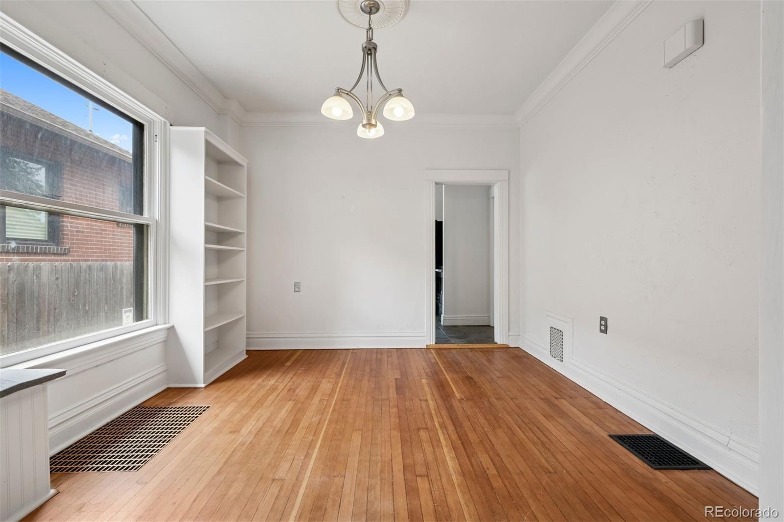 MLS Image #10 for 533 s emerson street,denver, Colorado