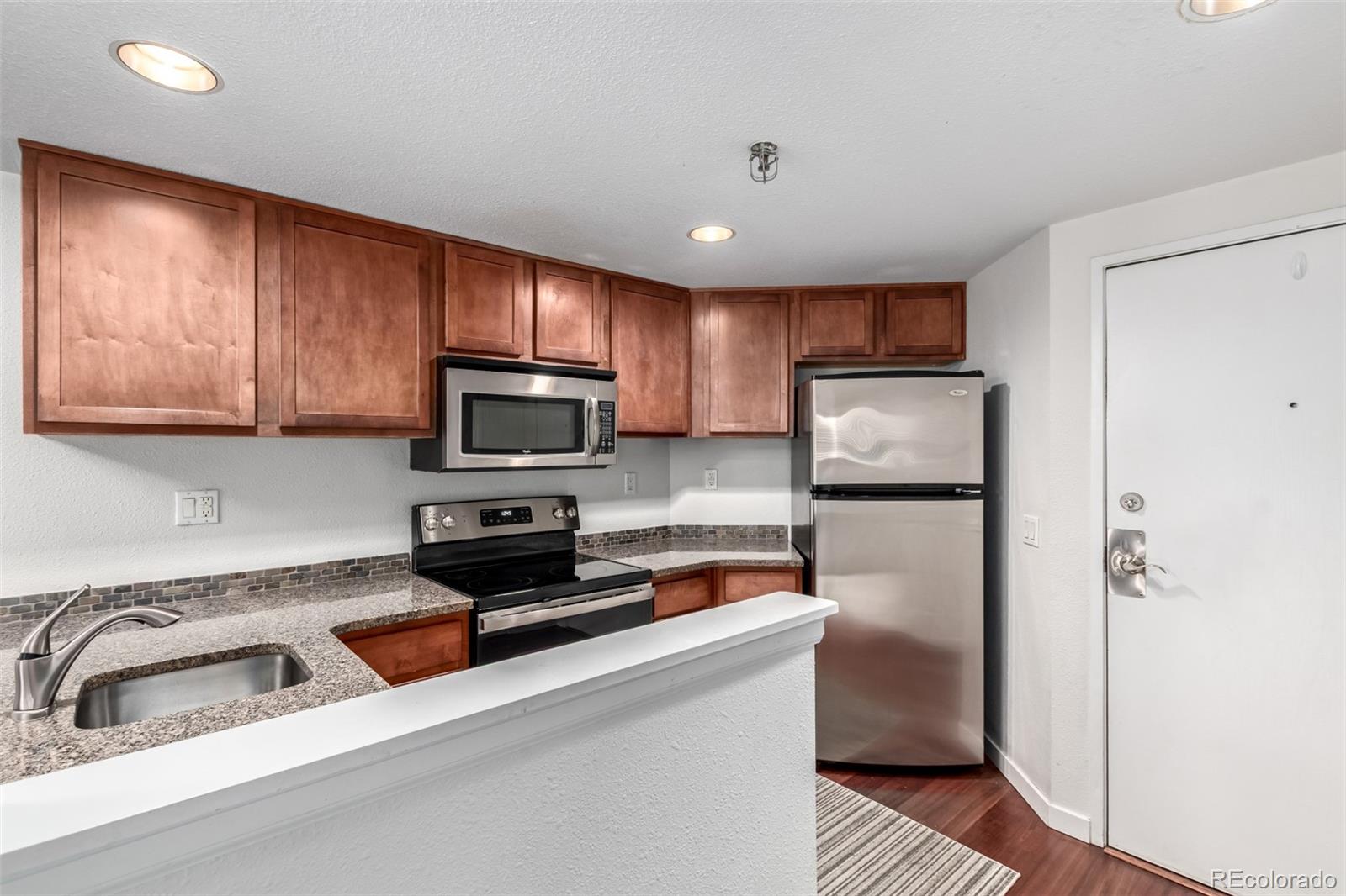 MLS Image #9 for 100  park avenue,denver, Colorado