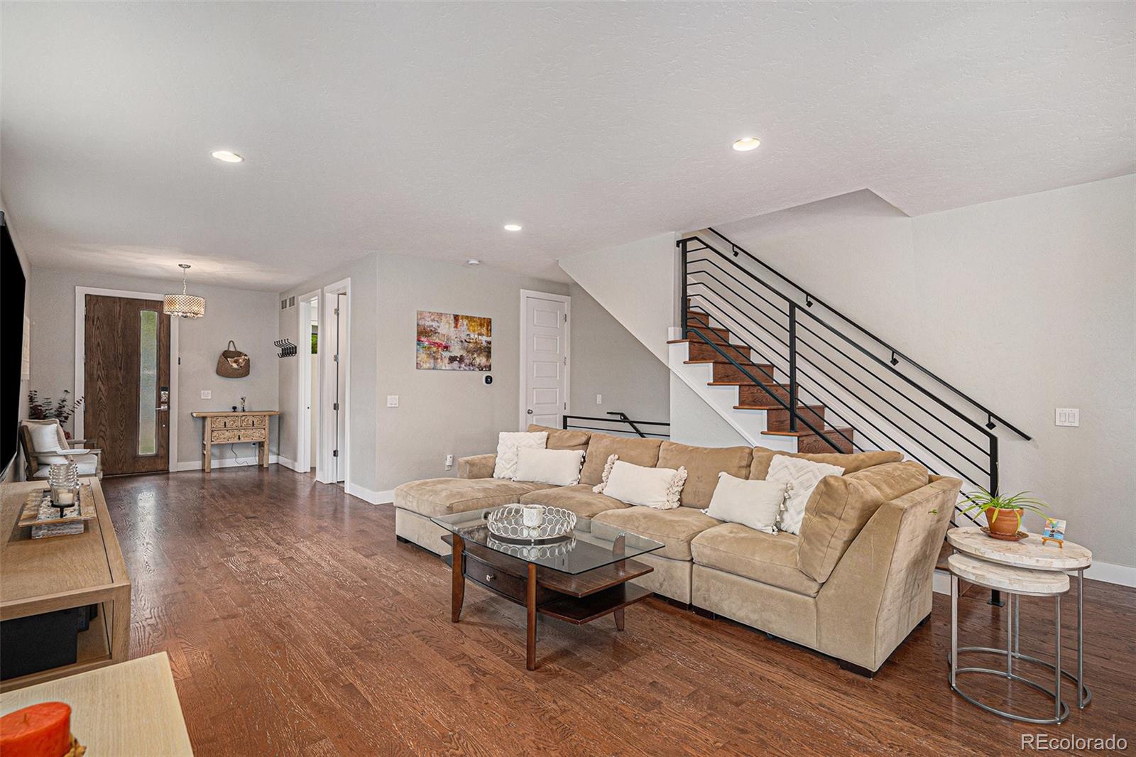 MLS Image #11 for 2801 s bannock street,englewood, Colorado